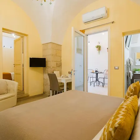 Arco Affittacamere 3*